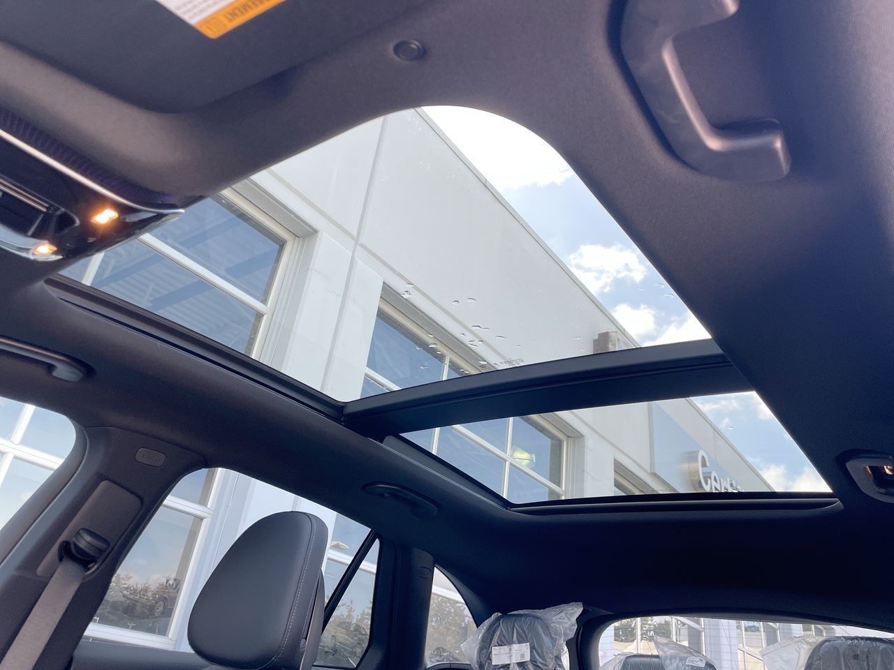 2026 Mercedes-Benz GLC