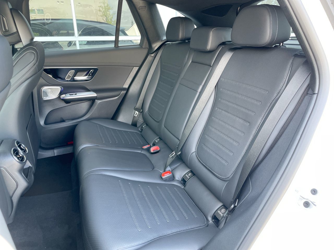 2026 Mercedes-Benz GLC