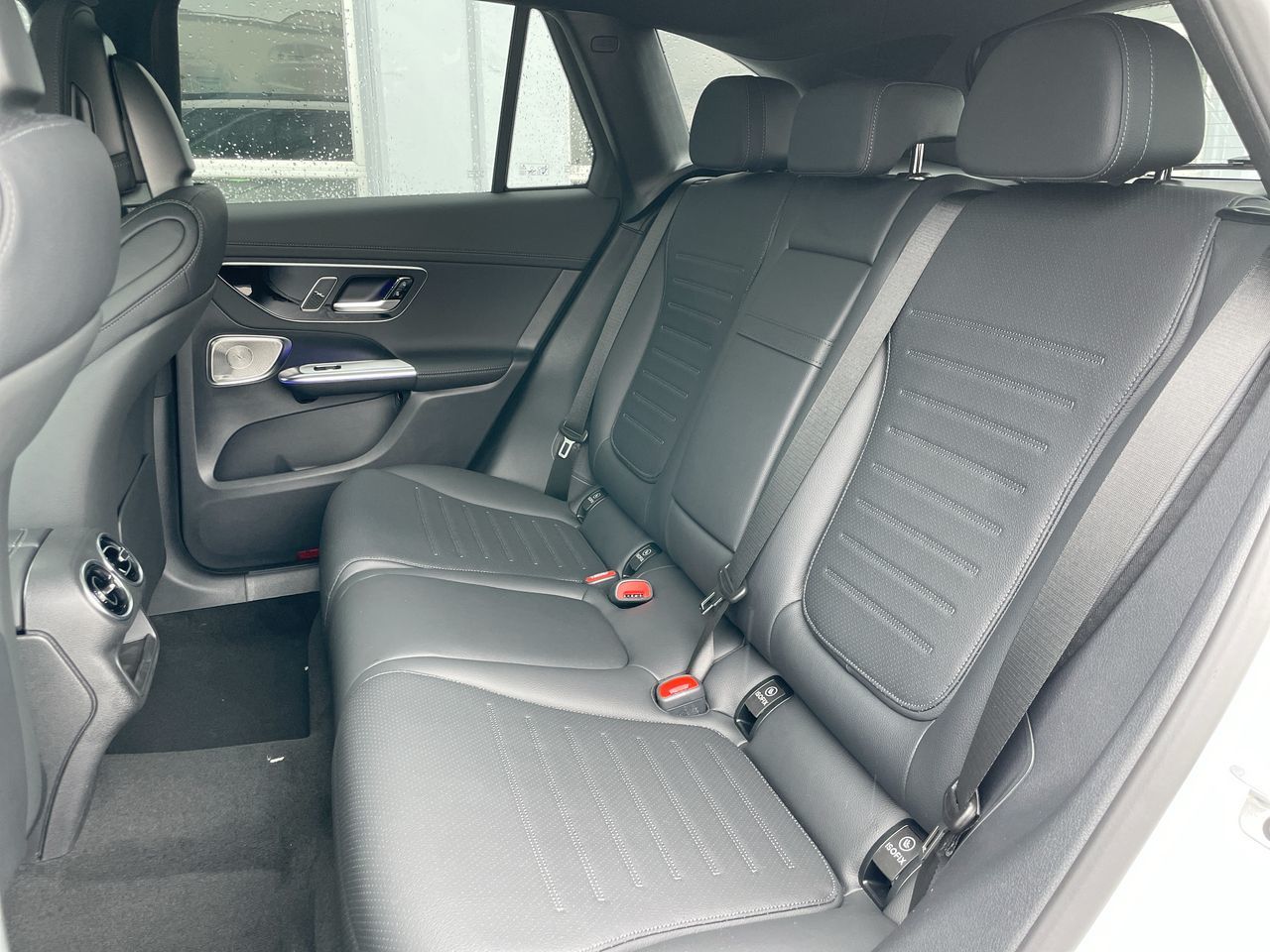 2026 Mercedes-Benz GLC