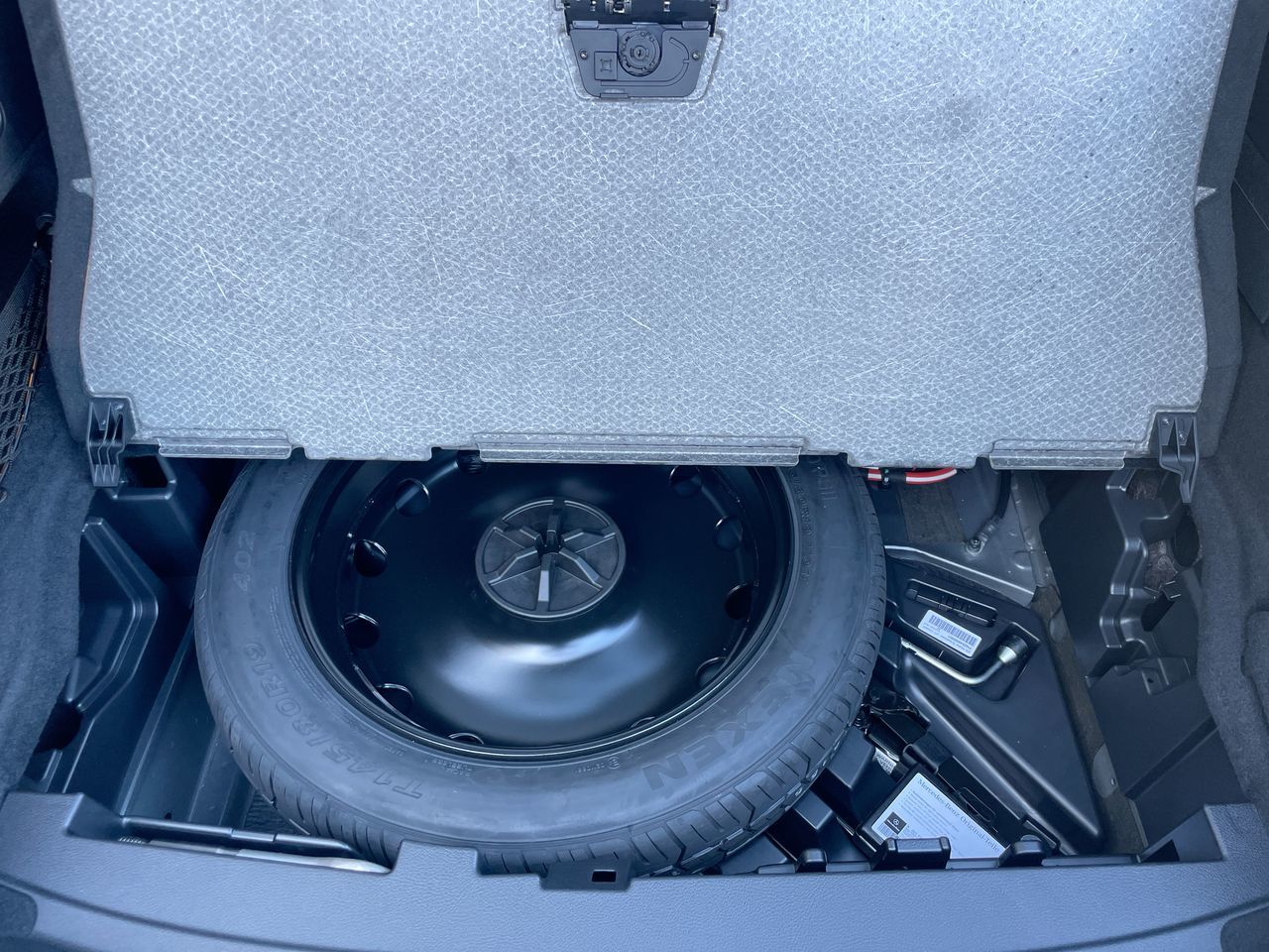 2026 Mercedes-Benz GLC