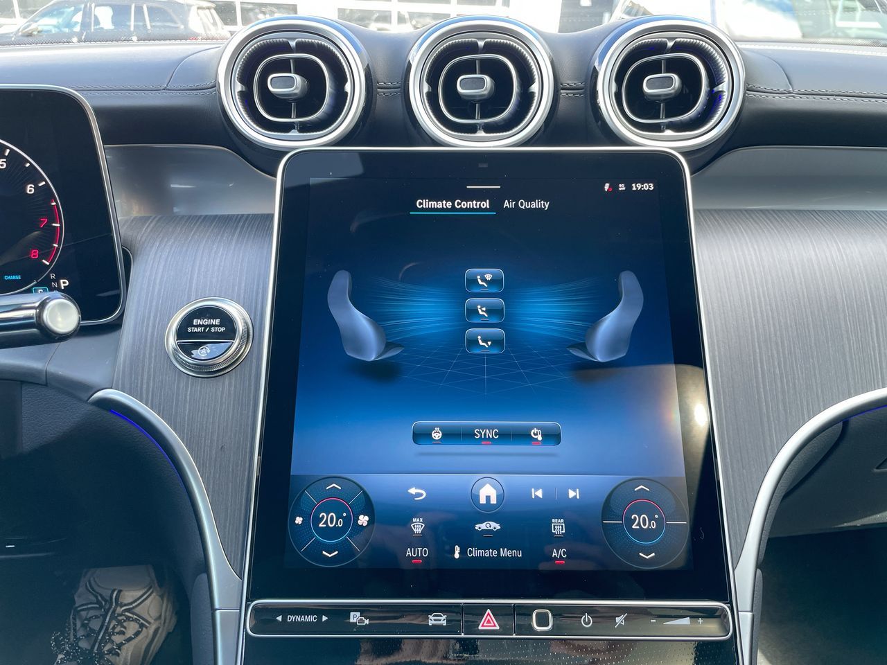 2026 Mercedes-Benz GLC