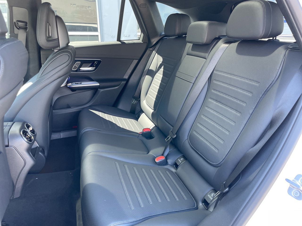 2026 Mercedes-Benz GLC