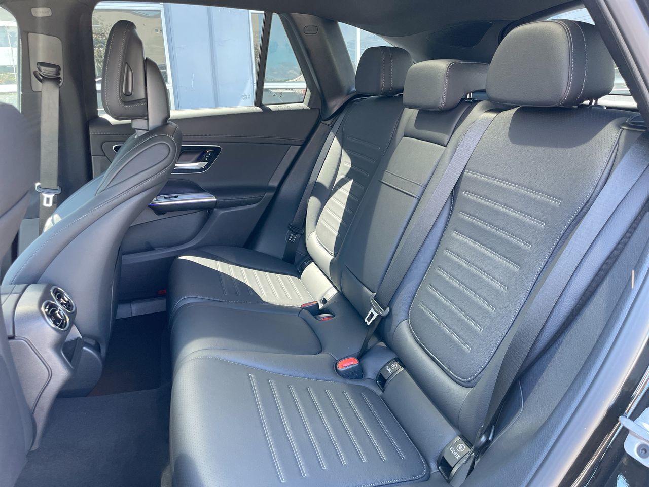 2026 Mercedes-Benz GLC