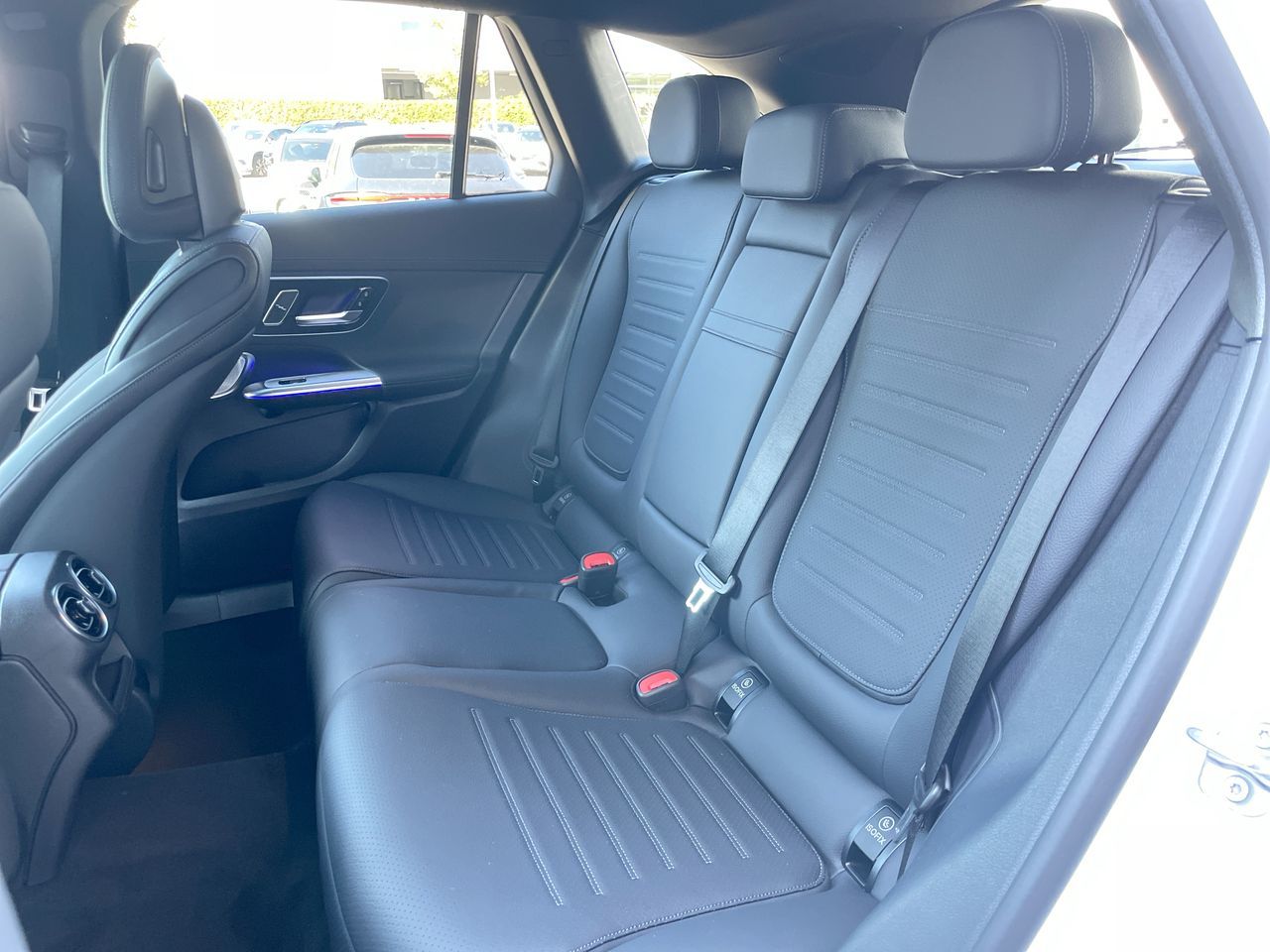 2027 Mercedes-Benz GLC