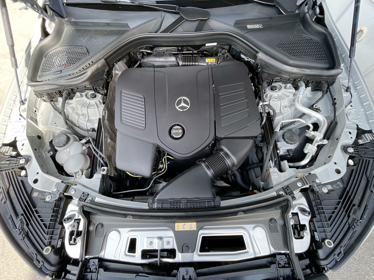 2027 Mercedes-Benz GLC