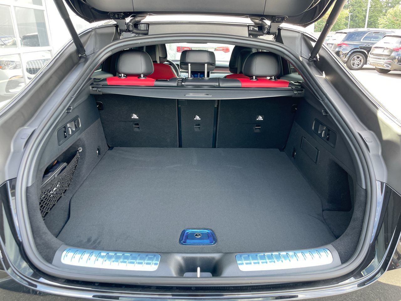 2027 Mercedes-Benz GLC