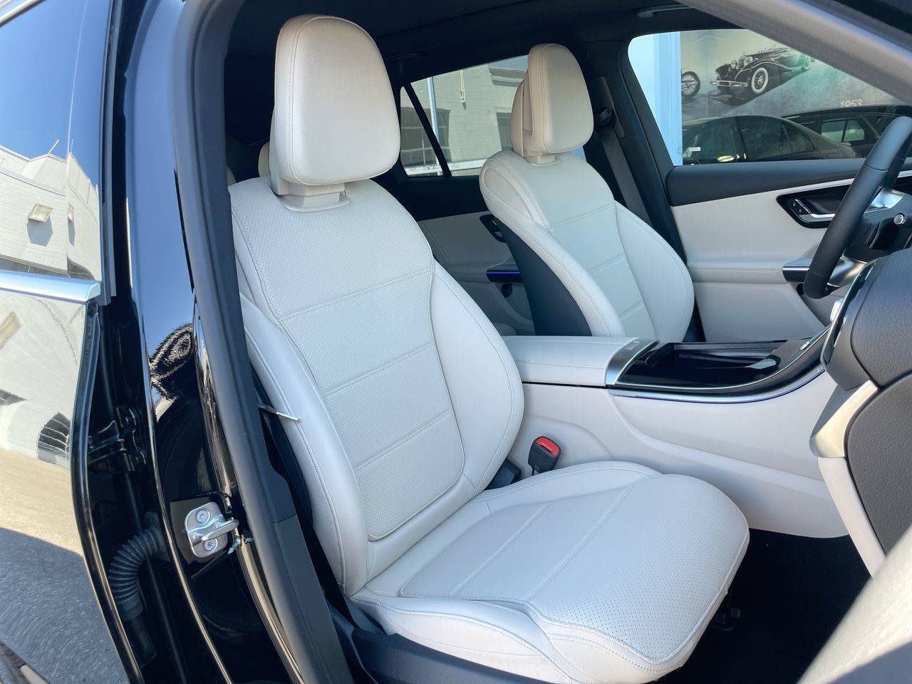 2027 Mercedes-Benz GLC