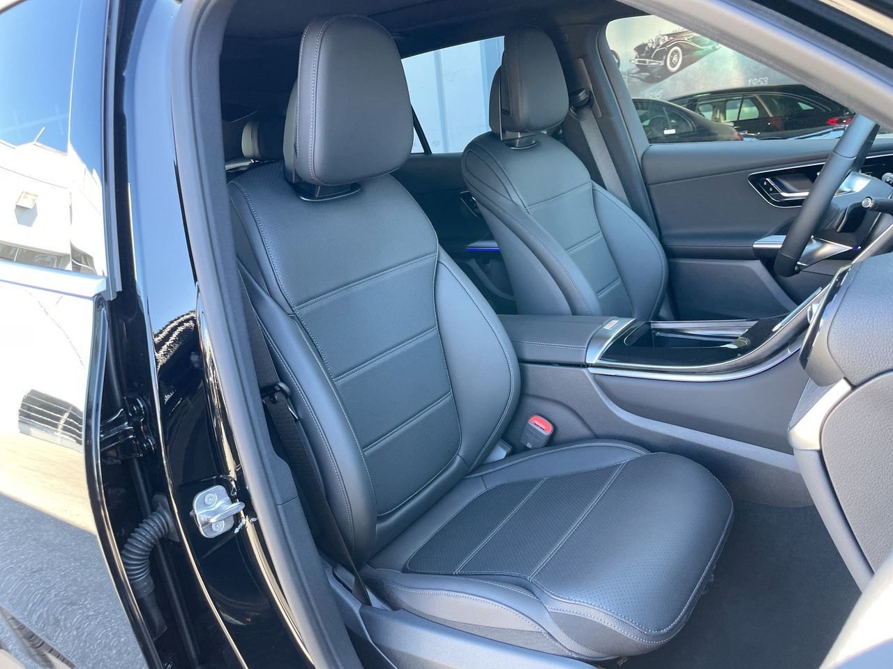 2027 Mercedes-Benz GLC