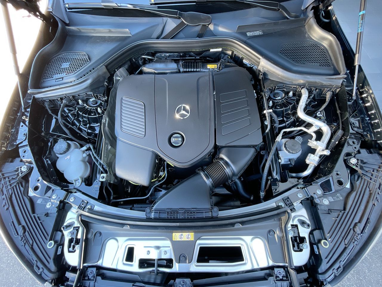2027 Mercedes-Benz GLC