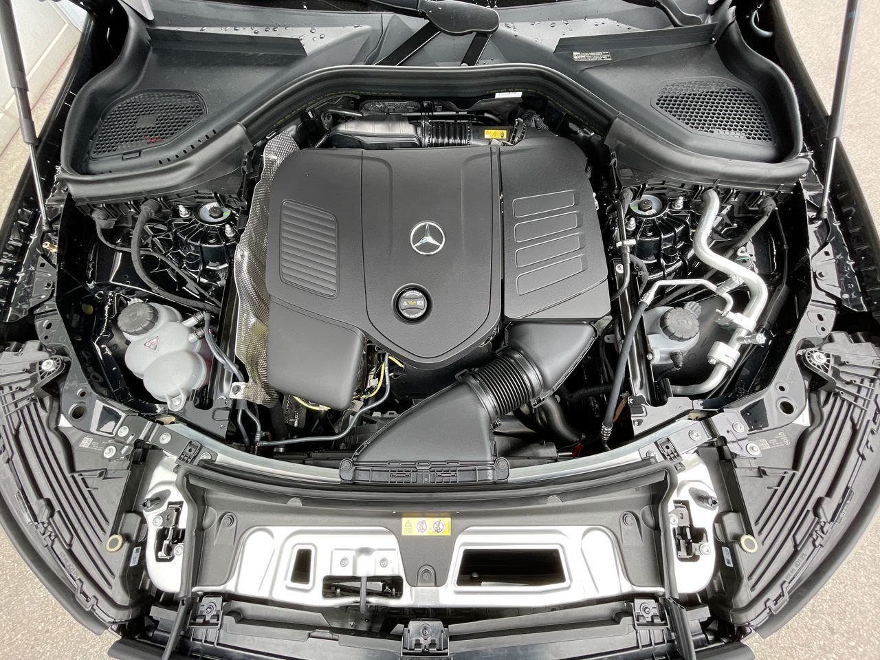 2027 Mercedes-Benz GLC