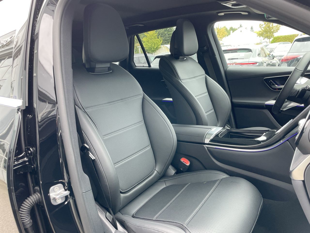 2027 Mercedes-Benz GLC