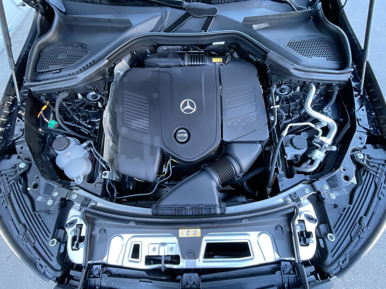 2027 Mercedes-Benz GLC