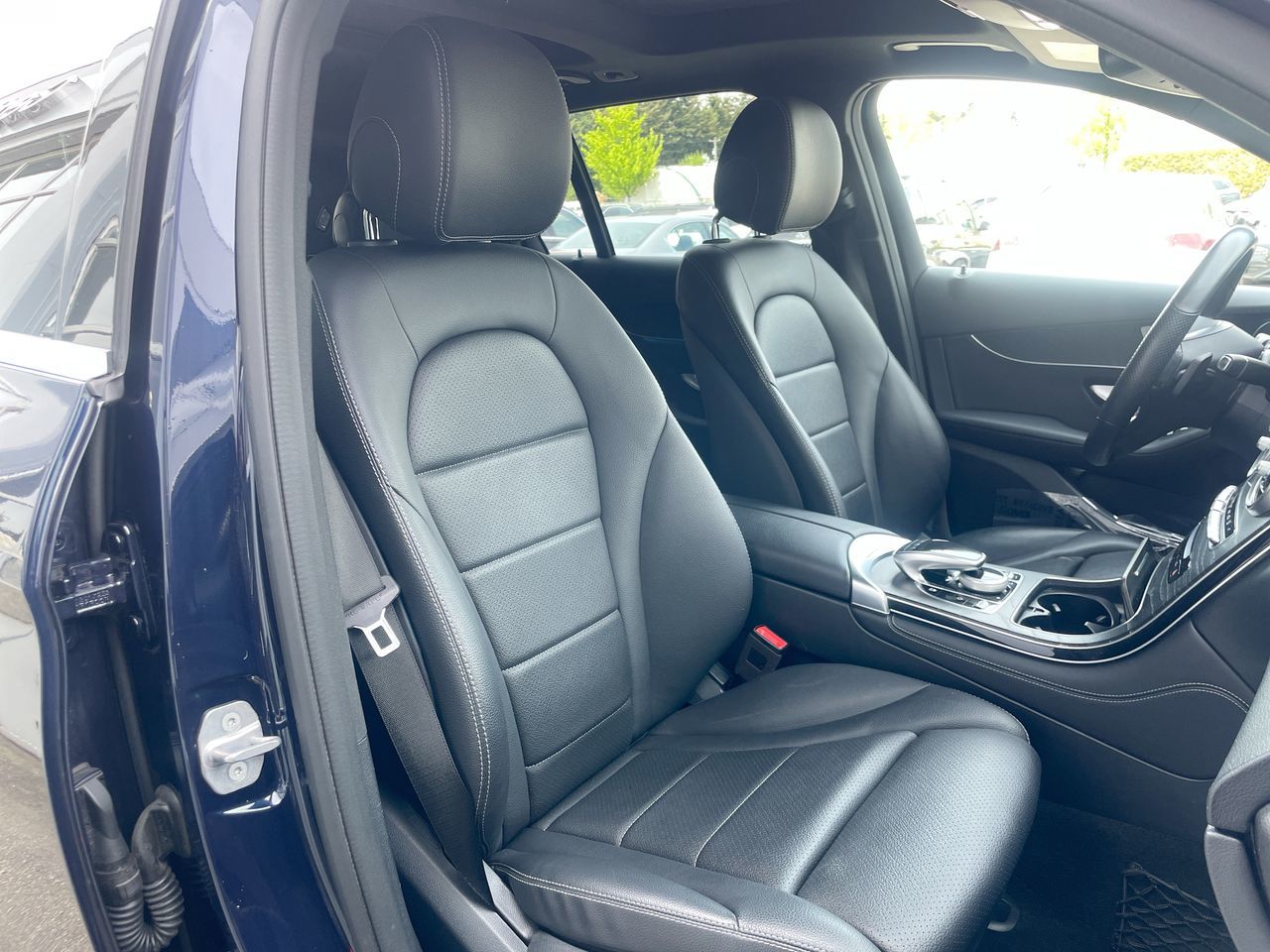 2019  GLC300