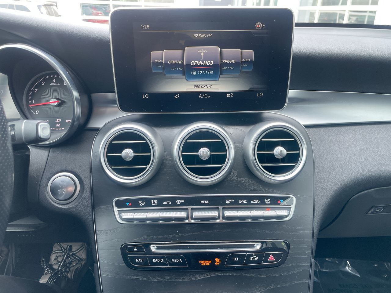 2019  GLC300
