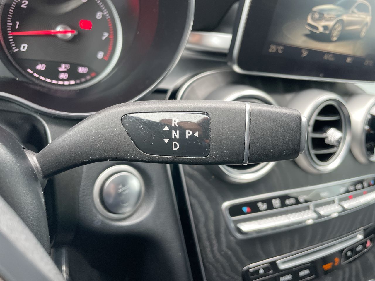 2019 Mercedes-Benz GLC300