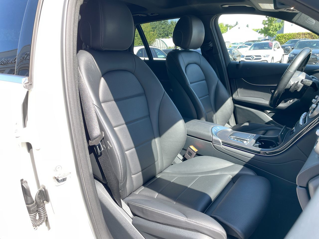 2021 Mercedes-Benz GLC300 in Richmond, British Columbia