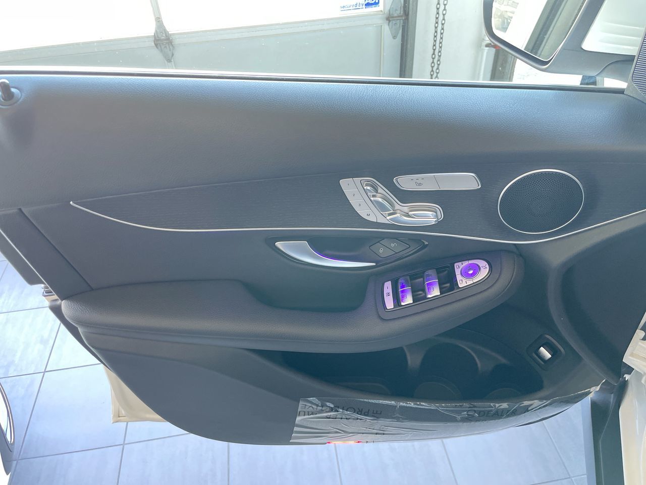 2021 Mercedes-Benz GLC300 in Richmond, British Columbia
