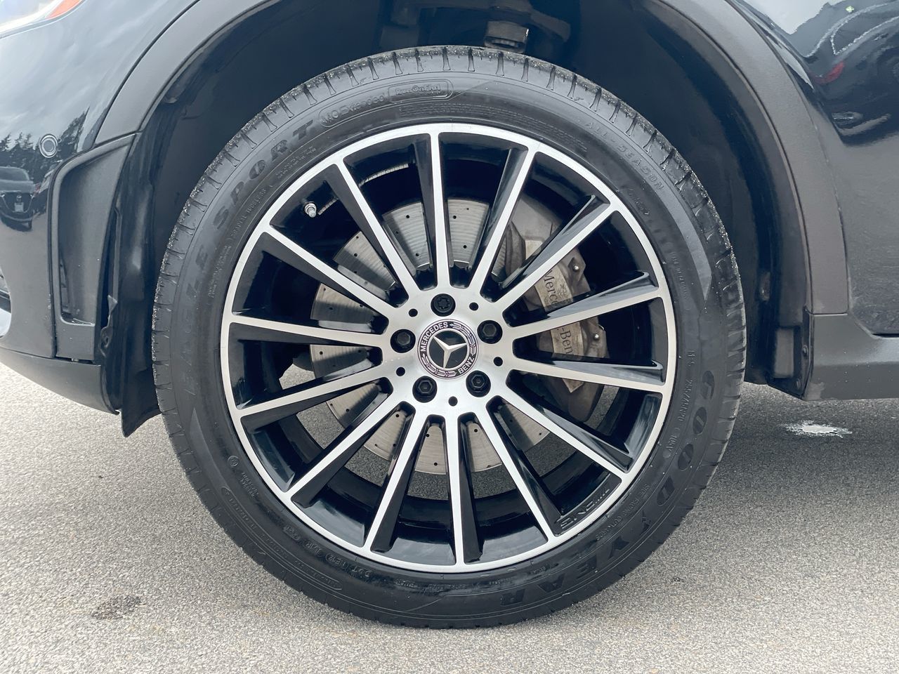 2021 Mercedes-Benz GLC300