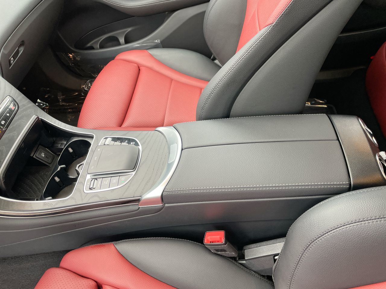 2021 Mercedes-Benz GLC300