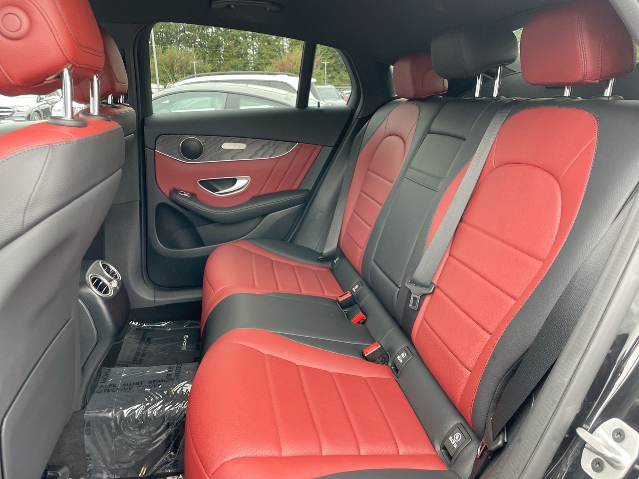 2021 Mercedes-Benz GLC300