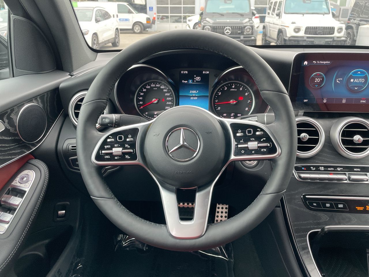 2021 Mercedes-Benz GLC300