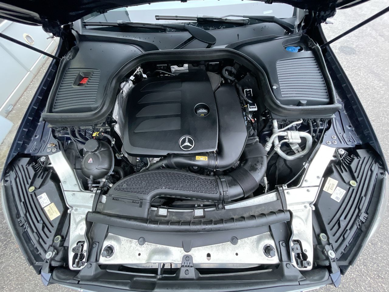 2021 Mercedes-Benz GLC300