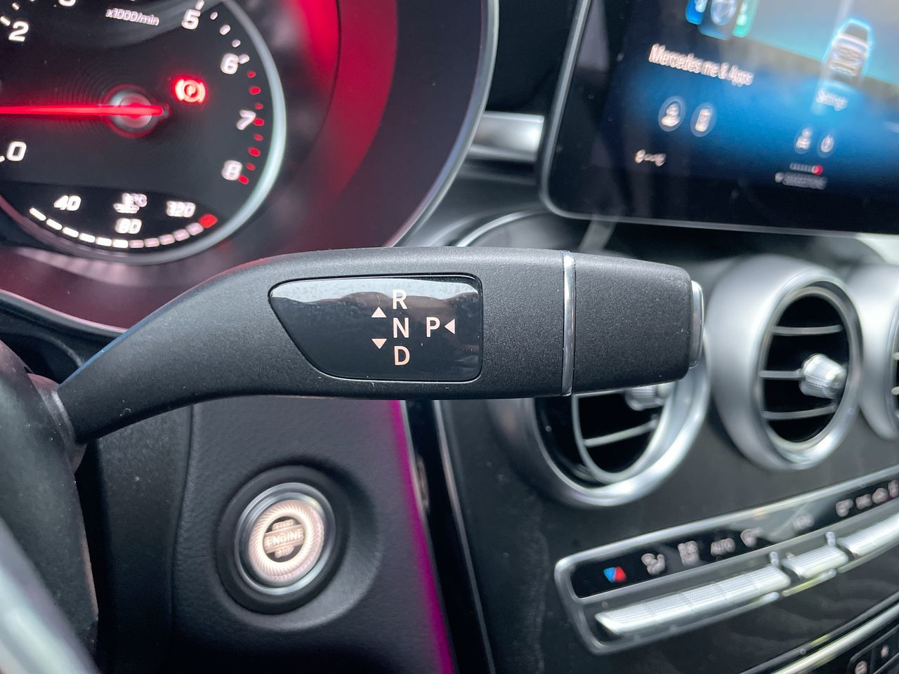 2021 Mercedes-Benz GLC300