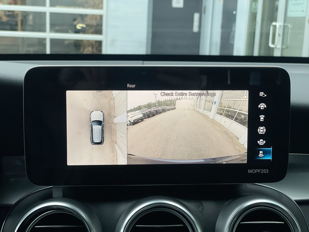 2021 Mercedes-Benz GLC300