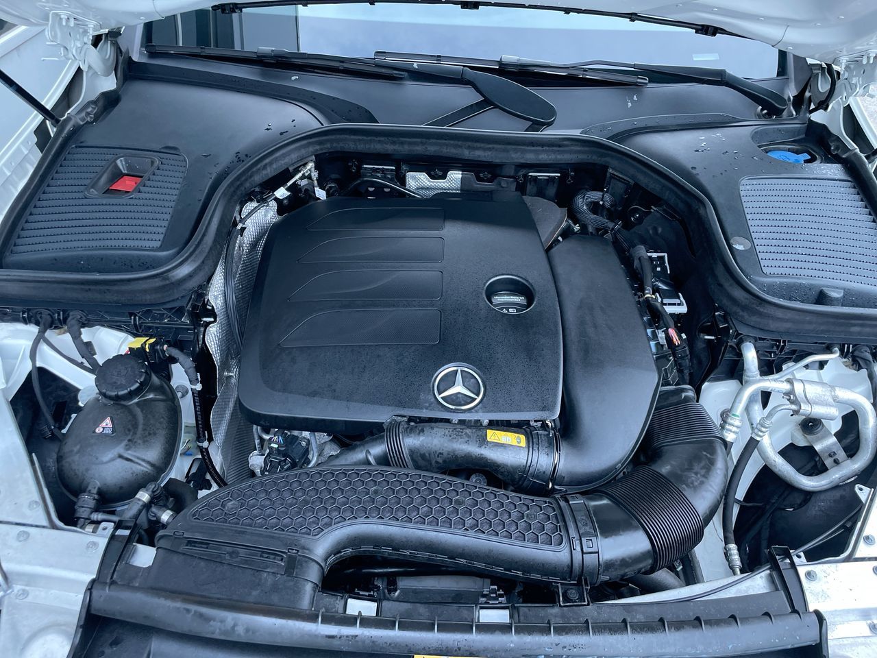2021  GLC300