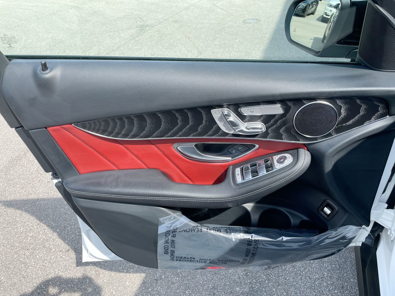 2022 Mercedes-Benz GLC300 in Richmond, British Columbia