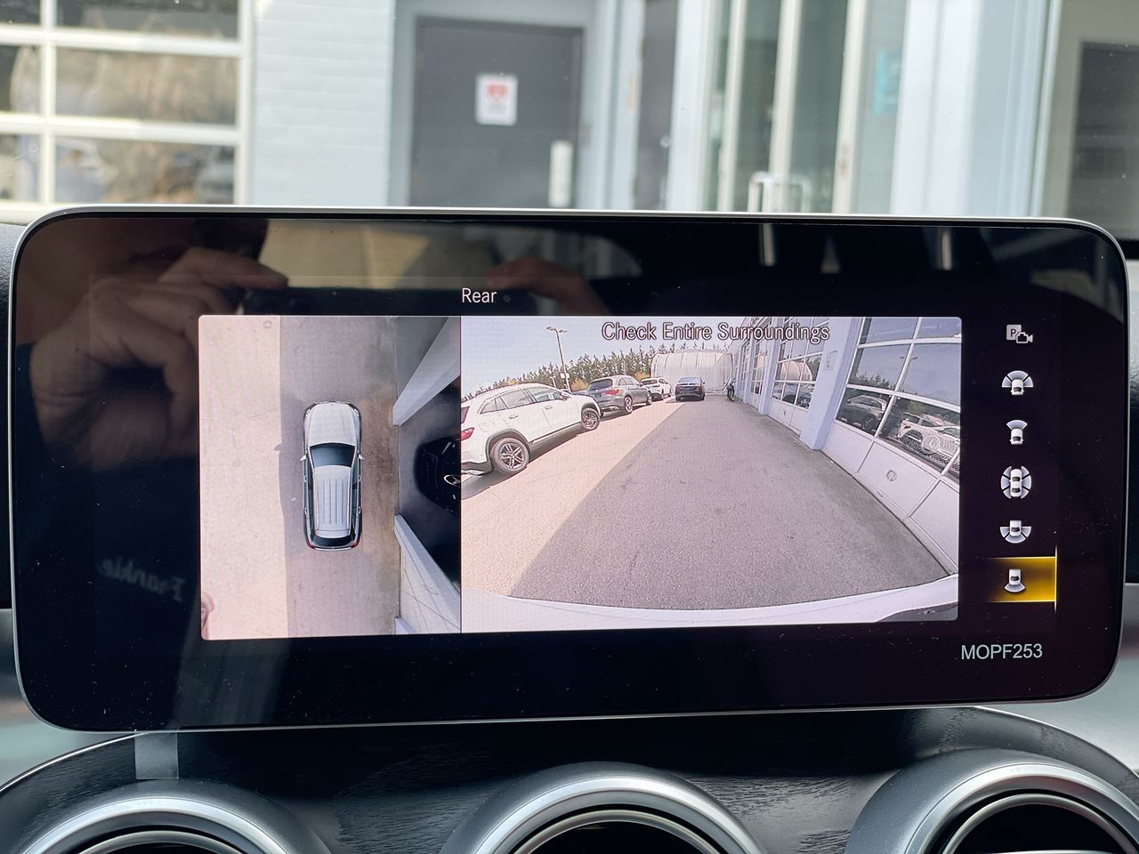 2022 Mercedes-Benz GLC300 in Richmond, British Columbia
