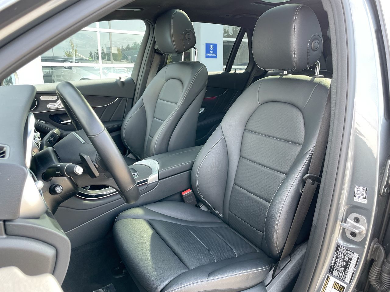 2022 Mercedes-Benz GLC300 in Richmond, British Columbia