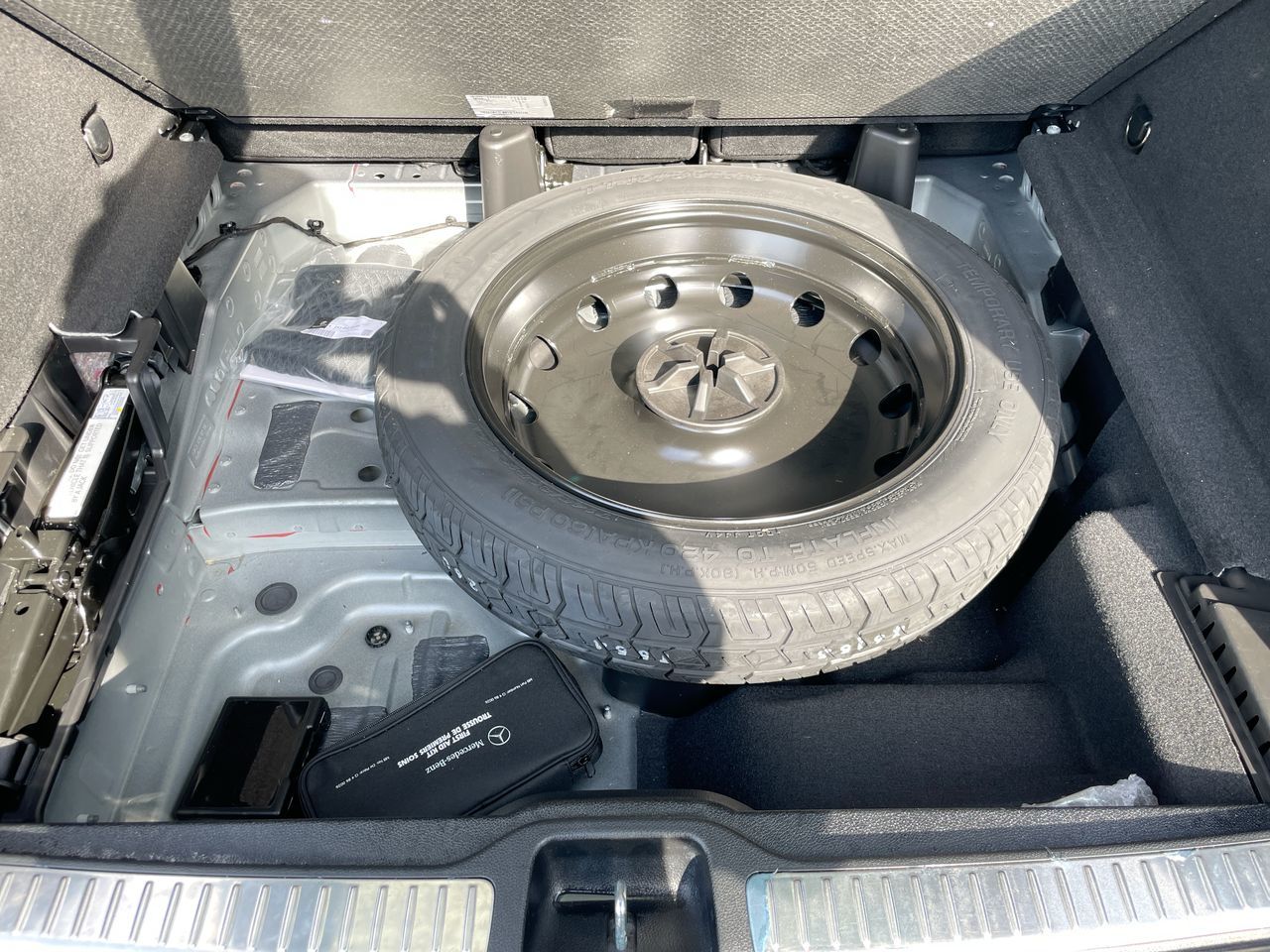 2022 Mercedes-Benz GLC300 in Richmond, British Columbia