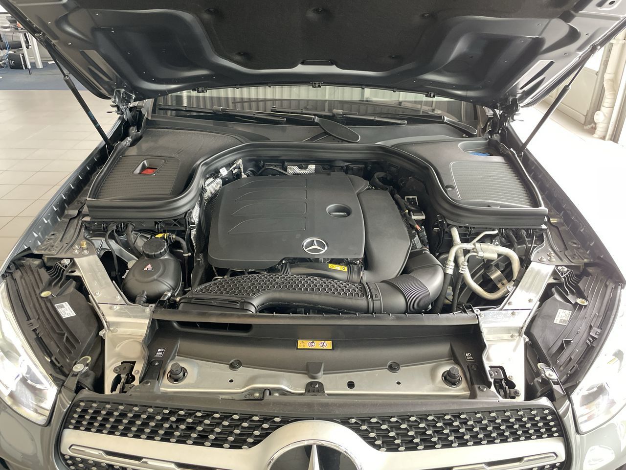 Mercedes-Benz GLC300  2022 à Richmond, Colombie-Britannique
