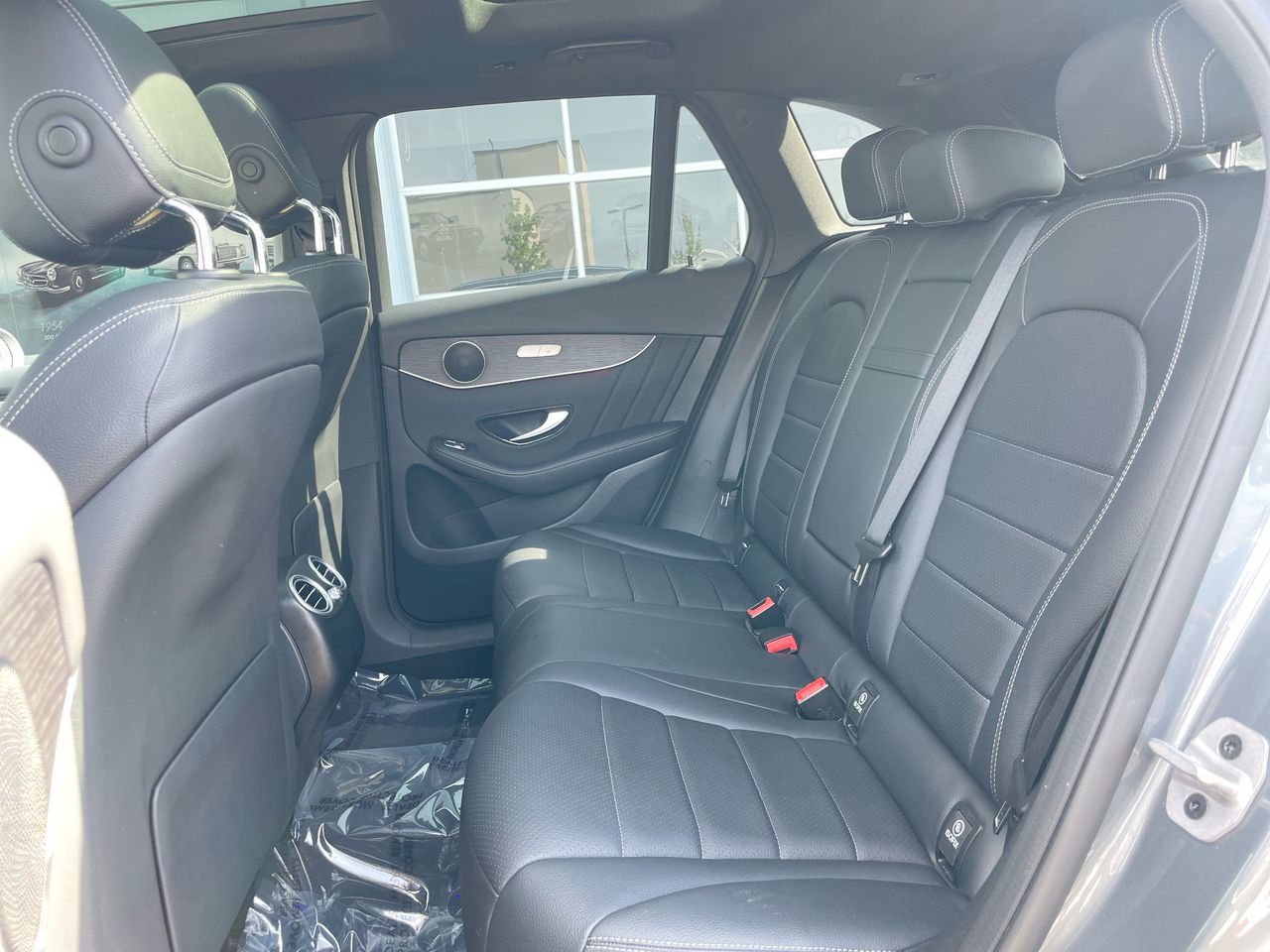 2022 Mercedes-Benz GLC300 in Richmond, British Columbia