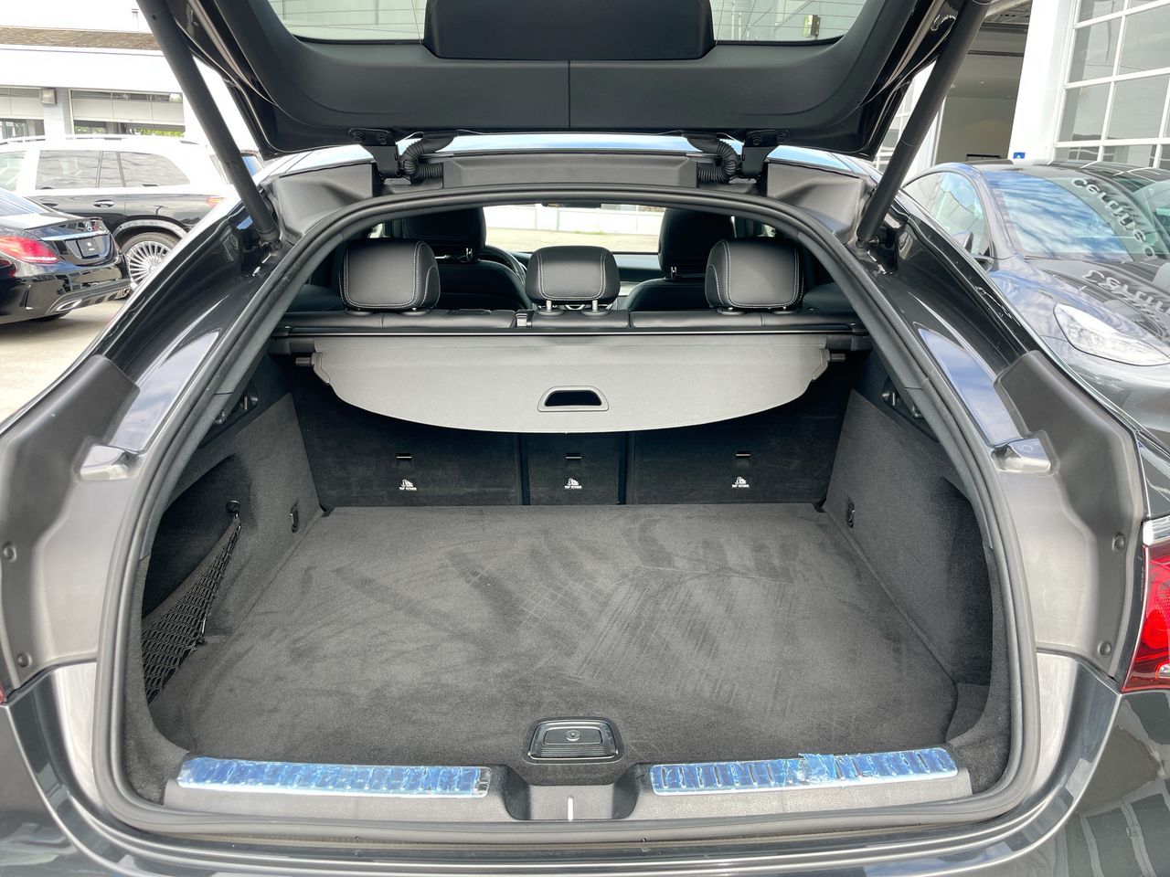 2022 Mercedes-Benz GLC300 in Richmond, British Columbia