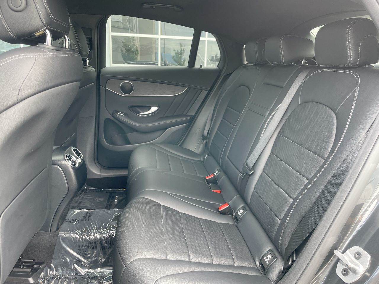 2022 Mercedes-Benz GLC300 in Richmond, British Columbia