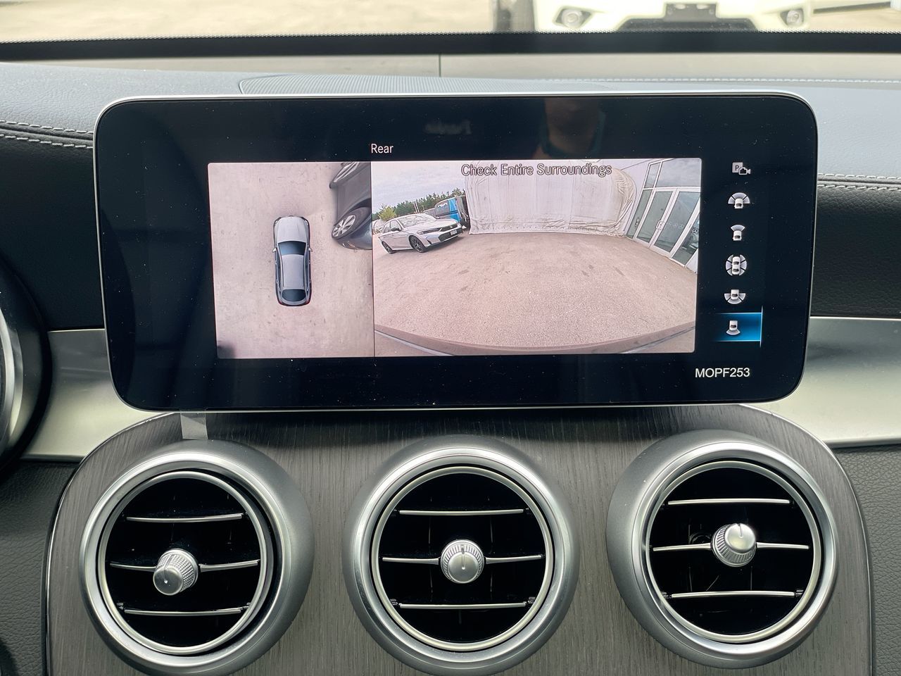 2022 Mercedes-Benz GLC300 in Richmond, British Columbia