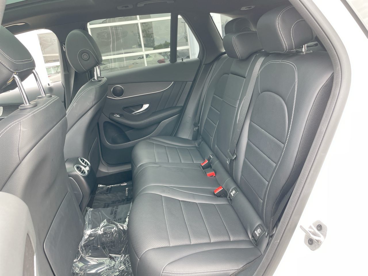 2022 Mercedes-Benz GLC300 in Richmond, British Columbia