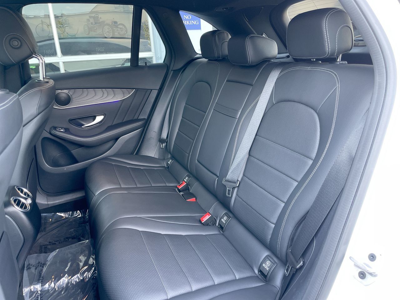 2022 Mercedes-Benz GLC300 in Richmond, British Columbia