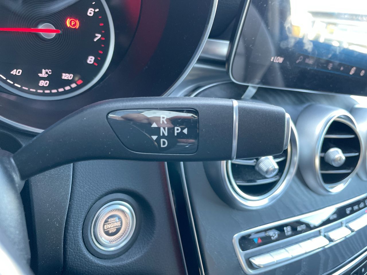 2022 Mercedes-Benz GLC300