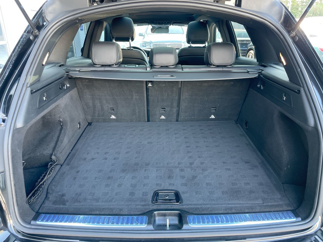 2022 Mercedes-Benz GLC300