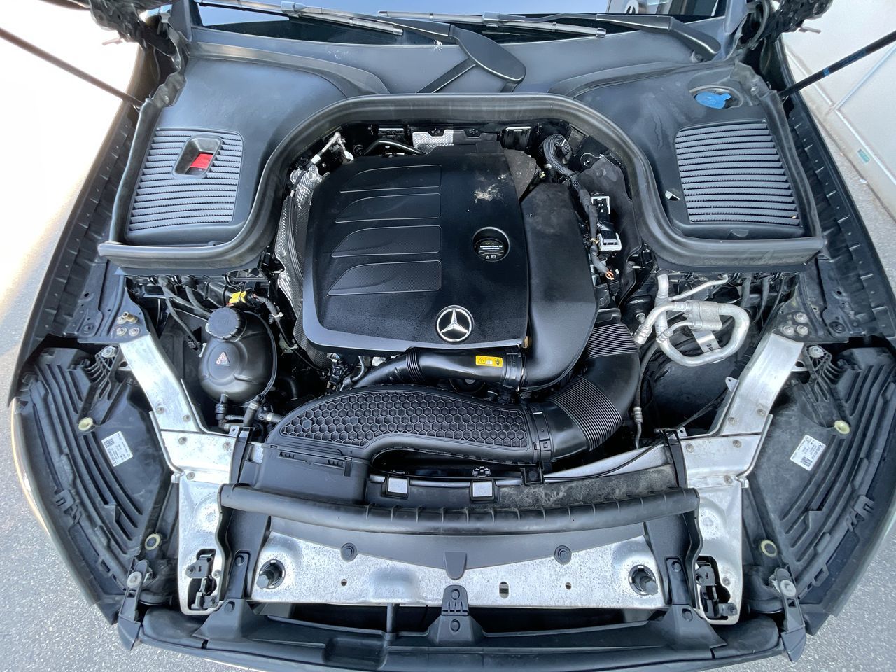 2022 Mercedes-Benz GLC300