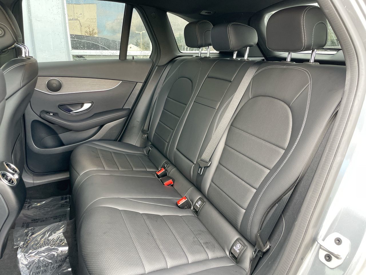 2022 Mercedes-Benz GLC300 in Richmond, British Columbia