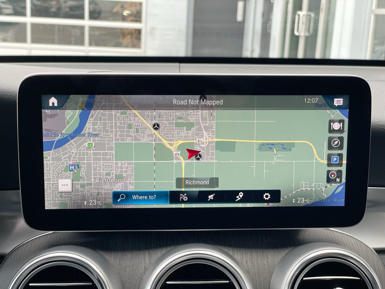 2022 Mercedes-Benz GLC300 in Richmond, British Columbia