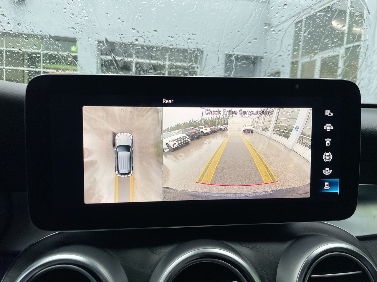 Mercedes-Benz GLC300  2022 à Richmond, Colombie-Britannique