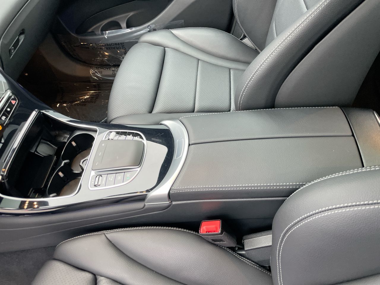 Mercedes-Benz GLC300  2022 à Richmond, Colombie-Britannique