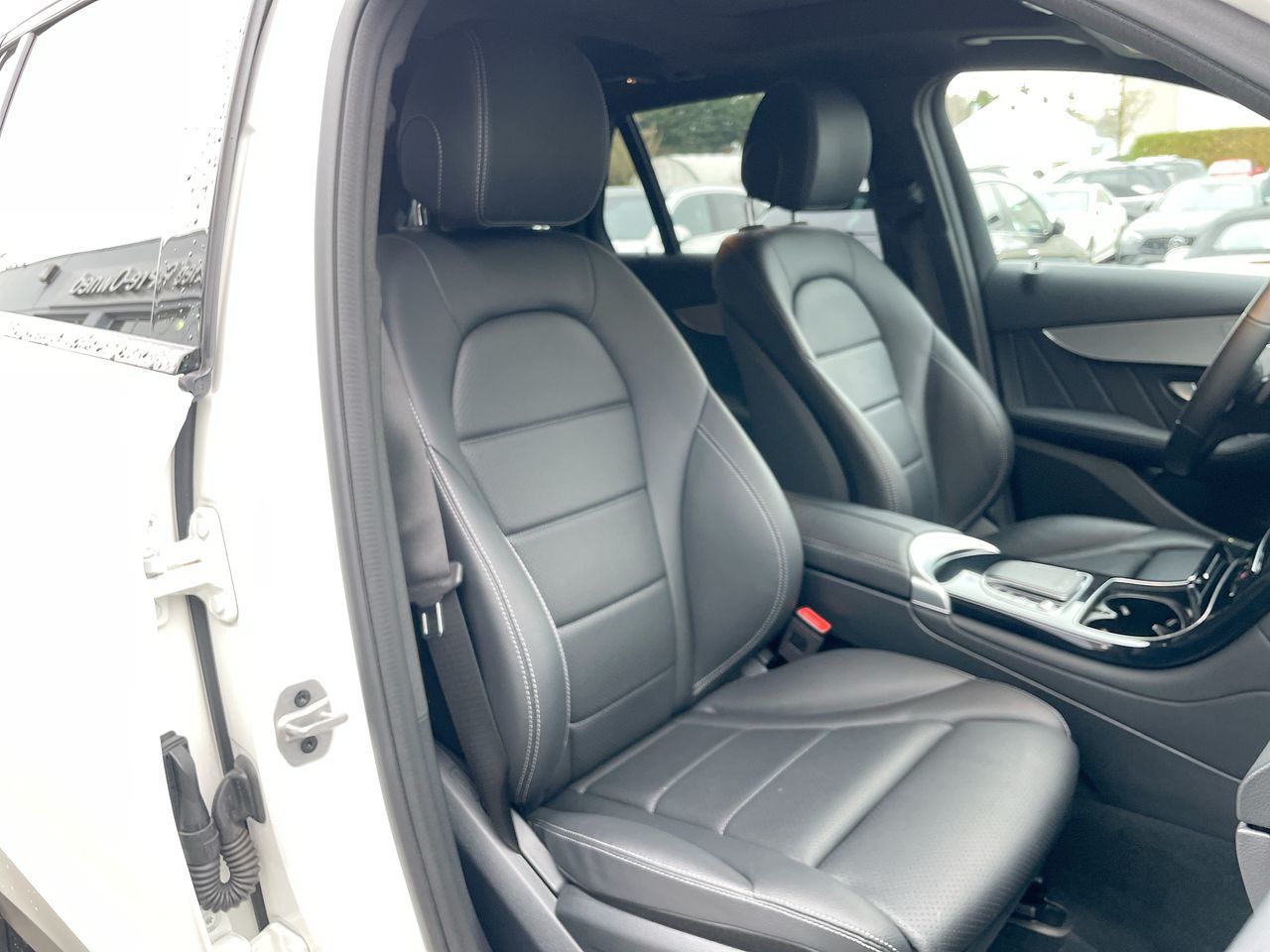 Mercedes-Benz GLC300  2022 à Richmond, Colombie-Britannique