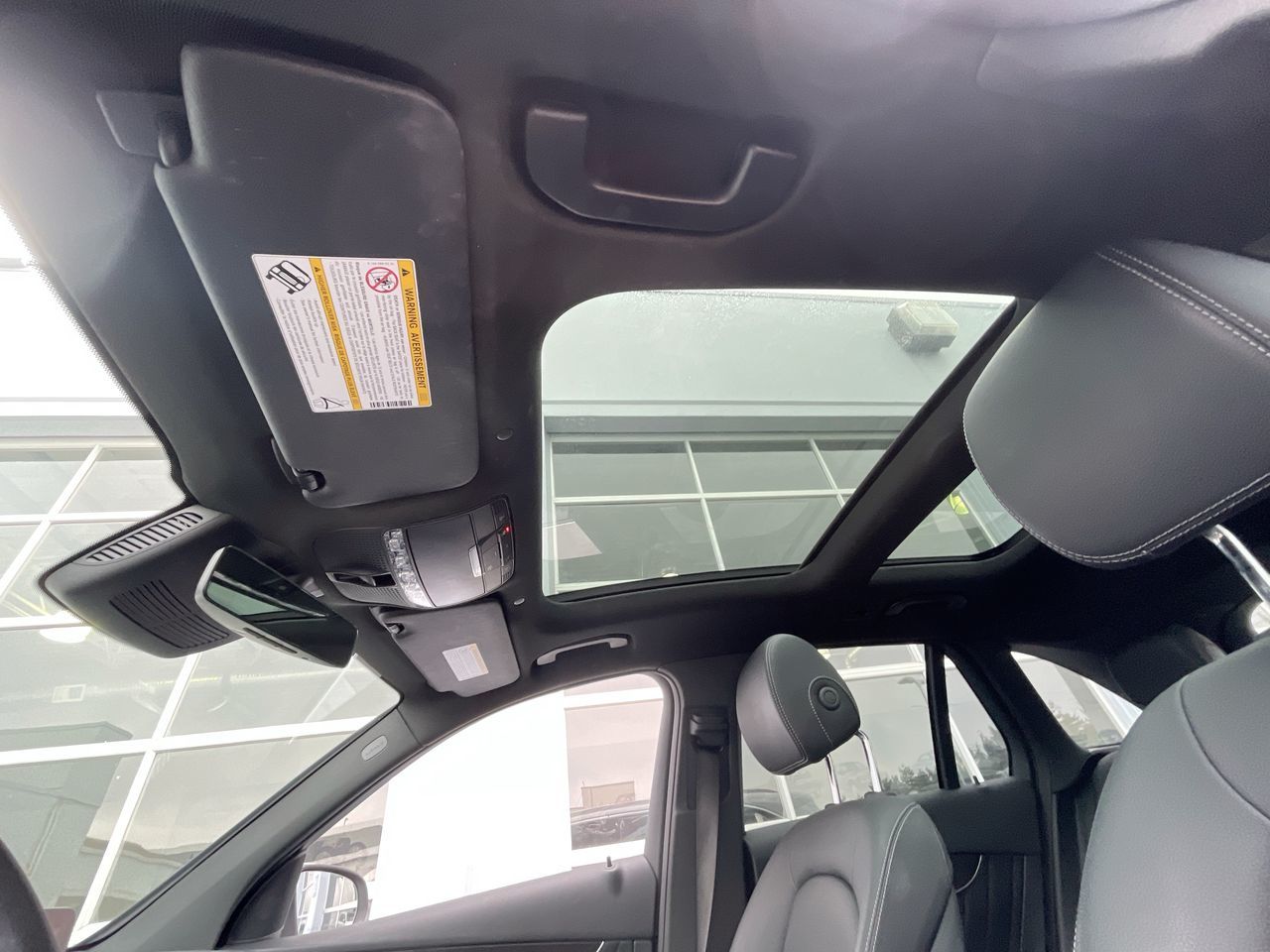 2022 Mercedes-Benz GLC300