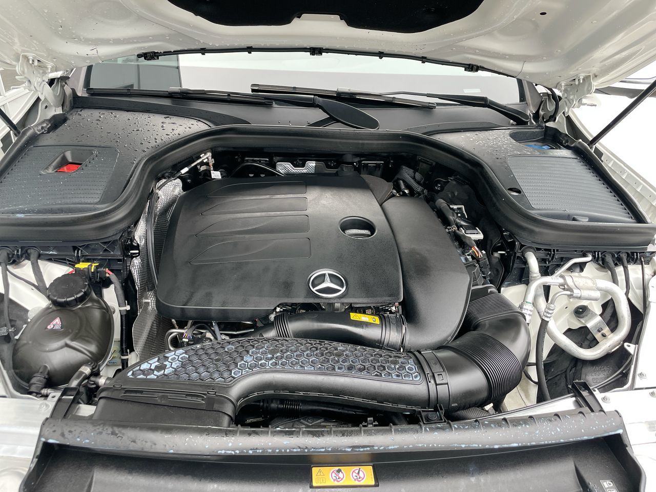 2022 Mercedes-Benz GLC300